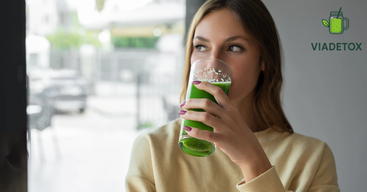 Suco detox em jejum faz bem? Veja o que você precisa saber