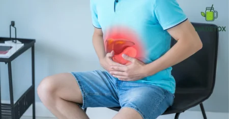 Suco detox para gordura no fígado: receitas e cuidados