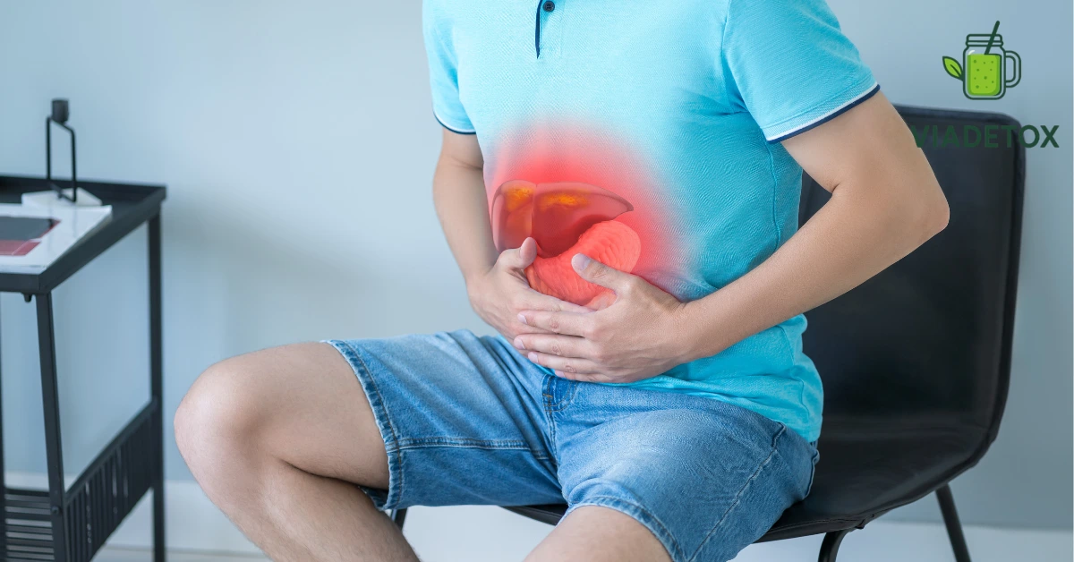 Suco detox para gordura no fígado: receitas e cuidados